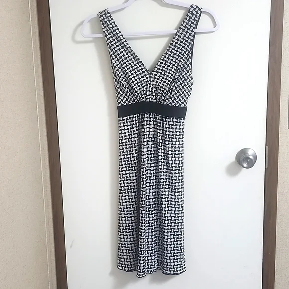 BCX Women's dress. Box 4 - Picture 1 of 4